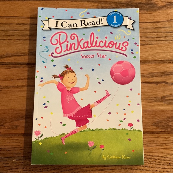 Pinkalicious 4 book bundle - Picture 6 of 12